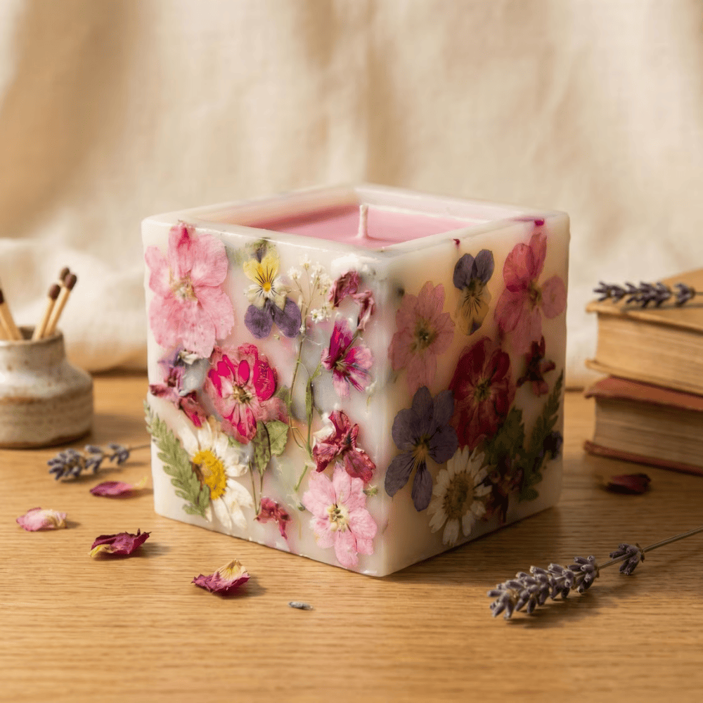 Botanical Bloom | Hand-Embedded Dried Flower Soy Candle (Luxury Floral Gift)